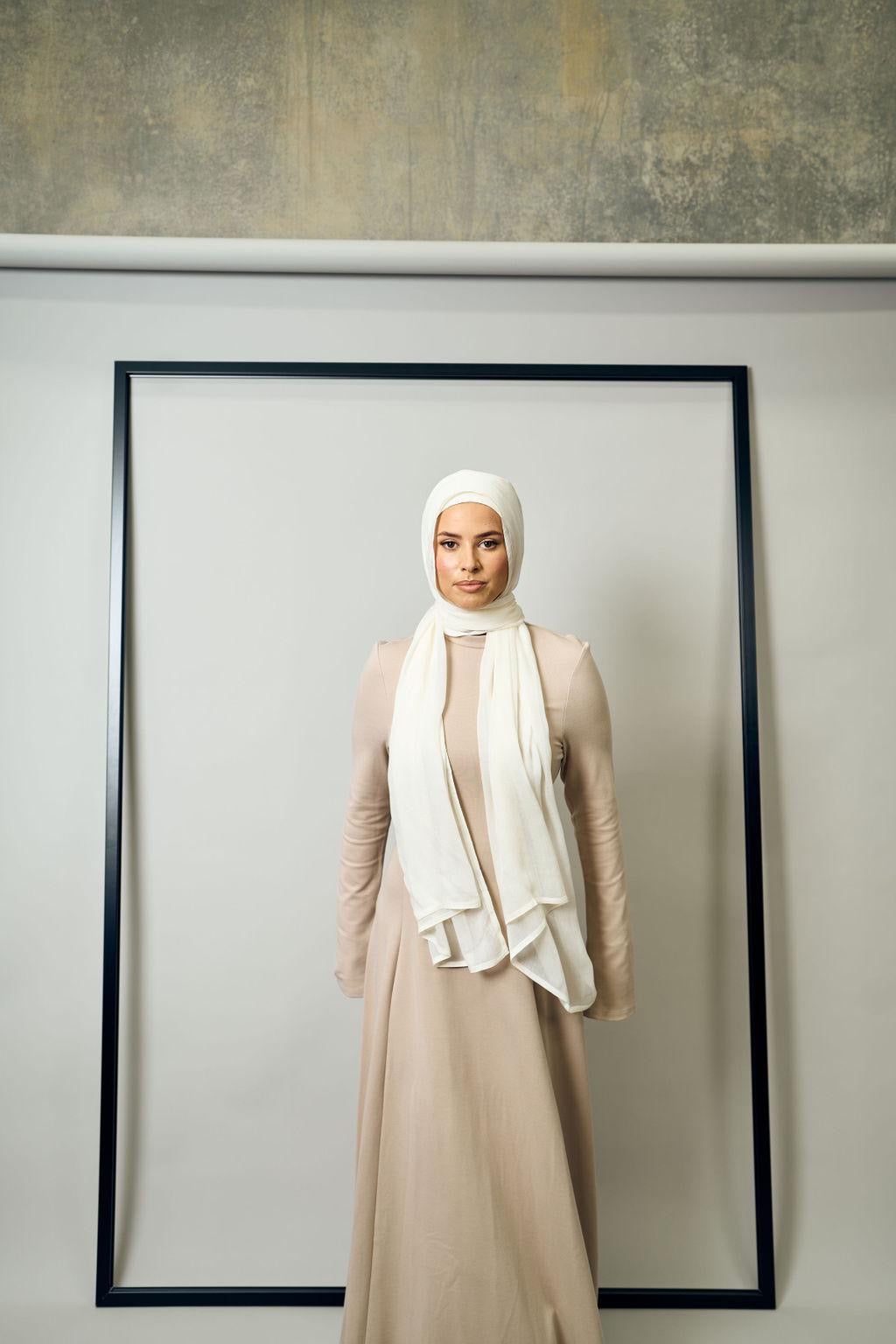 Unedited Hijab Pearl