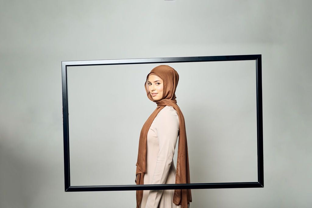 Unedited Hijab Chestnut