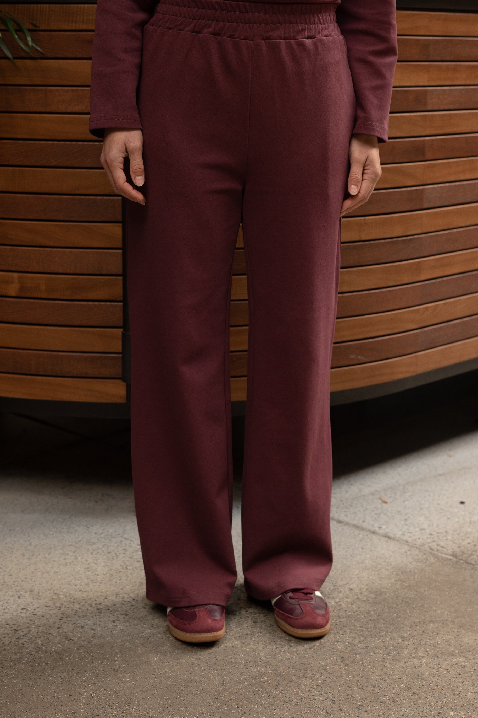 Essentials Pant Plum
