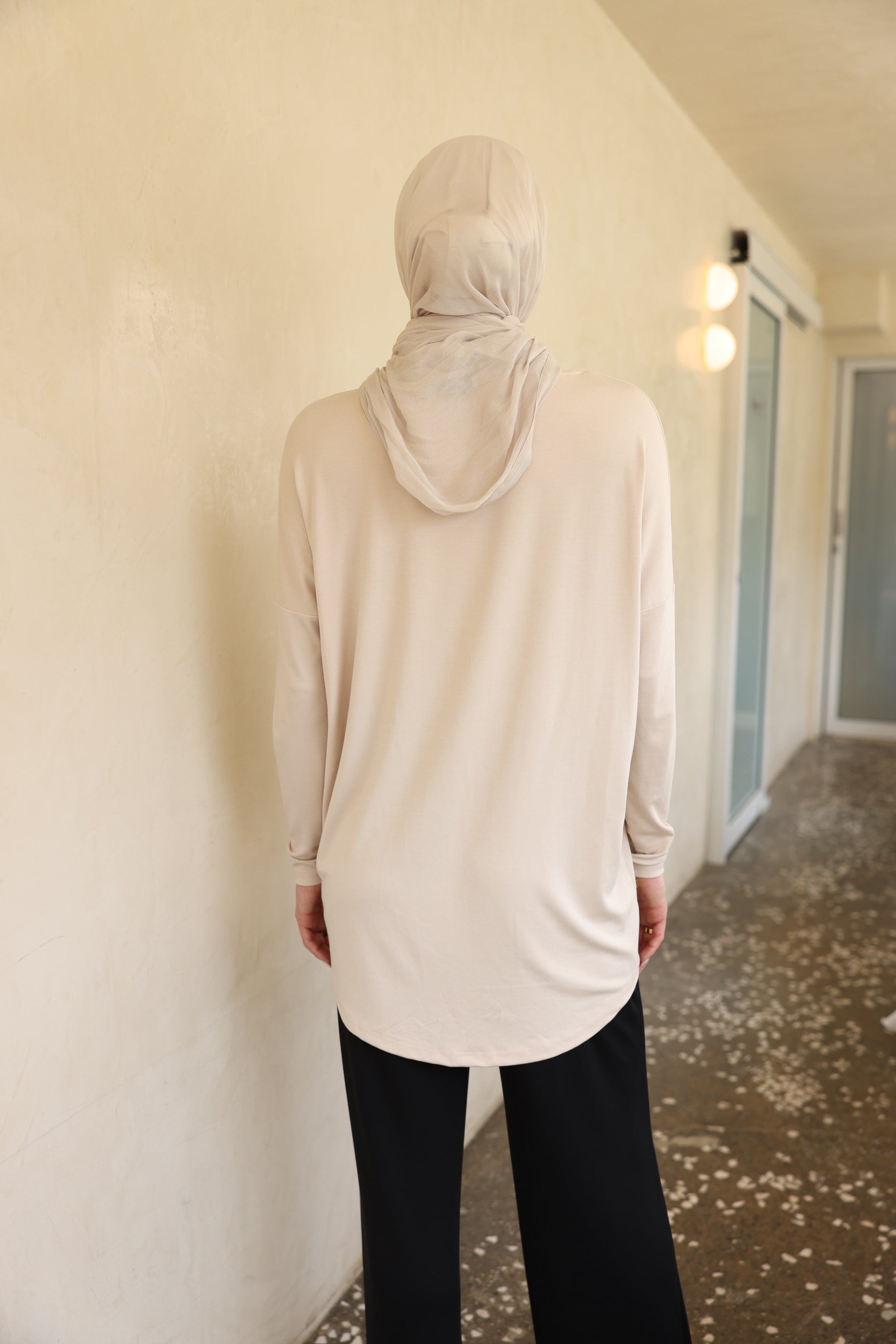 The Curve Top Beige