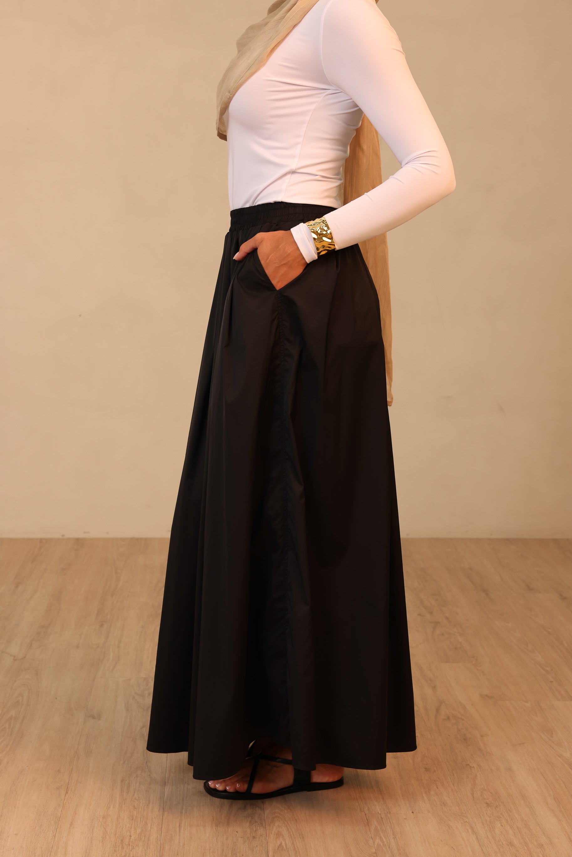 Staple Parachute Skirt Black